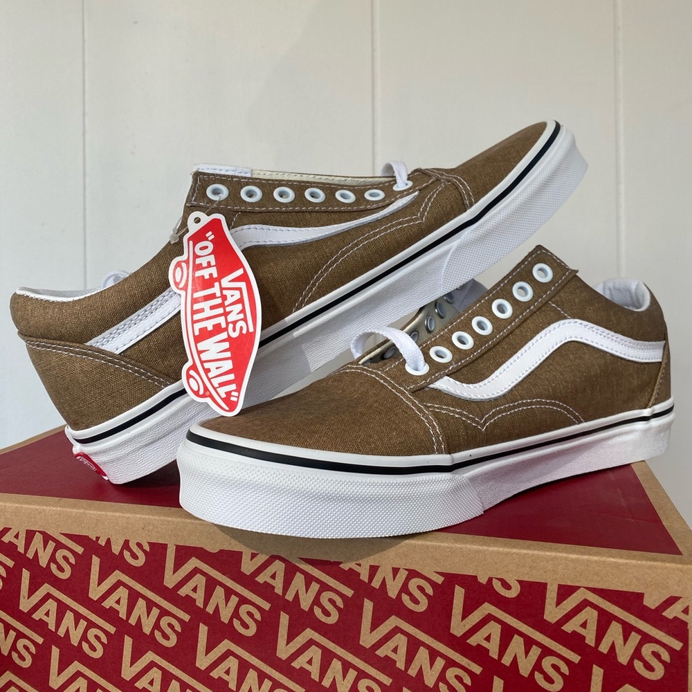Vans Old Skool Shoes: Bronze Age/True White